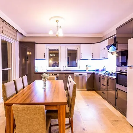 Villa Exclusive 4 Bedroom Villa, 1006