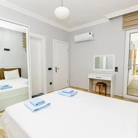Villa Exclusive 4 Bedroom Villa, 1006